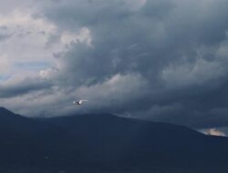 Operasi Pencarian Dilakukan oleh Penjaga Pantai Jepang Setelah Pesawat Militer AS Berpenumpang 8 Orang Jatuh di Lepas Pantai