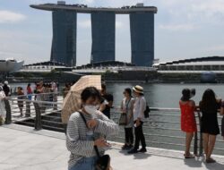 Rekomendasi Kementerian Kesehatan Singapura: Gunakan Masker di Tempat Ramai Karena Kasus COVID-19 Meningkat