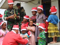 Indonesian Military Spreads Christmas Cheer in Conflict-Stricken Nduga, Papua by Bringing Santa to the Region