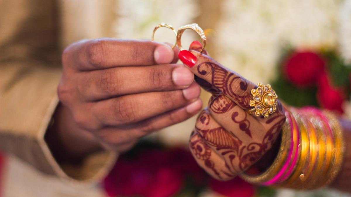 Hemat Biaya: 50 Pasangan di Afghanistan Memilih Untuk Melakukan Nikah Massal