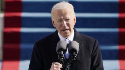 Joe Biden bersikeras mendukung Ukraina di Konferensi Tingkat Tinggi (KTT) NATO, dan bersedia mengirimkan lebih banyak bantuan senjata.