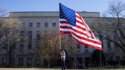 Sistem di Sekolah Amerika Serikat Mulai Menggunakan Kecerdasan Buatan untuk Mendeteksi Senjata Api