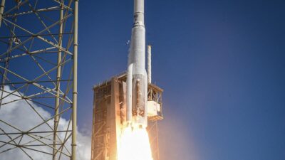 Spesifikasi Dragon SpaceX yang Akan Menyelamatkan Astronaut NASA