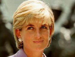 “Cerita Putri Diana: Malam Natal Bersama Ratu Elizabeth II”