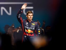 Analisis Kecam Fan Terhadap Verstappen: Penemuan & Wawasan
