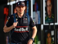 Max Verstappen Kesal, Masa Depannya Jadi Spekulasi