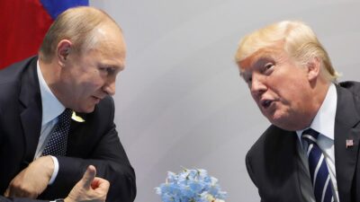 Trump Ingatkan Putin: Bermain Api, Risiko Sanksi Baru