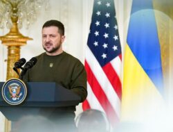 Putin Absen, Zelenskyy Sebut Rusia Kirim Delegasi Boneka