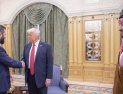 Menemui Ahmed al-Sharaa & Upaya Normalisasi Suriah-Israel oleh Trump