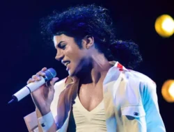 Film Biopik Michael Jackson: Penambahan Waktu Syuting Menjadi Dua Bagian