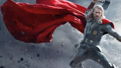 Chris Hemsworth Gantung Palu sebagai Thor: Pesan Menyentuh