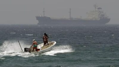 Siapa yang Memiliki Selat Hormuz yang Diancam Ditutup Iran?