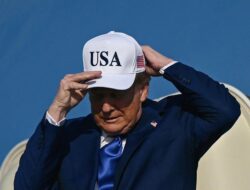 Donald Trump Sebut Pertemuan AS dan Iran Minggu Depan untuk Gencatan Senjata Israel