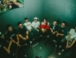 Debut Single Royal Crown Music Bersama Happy Asmara