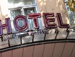 Hotel Jepang Gunakan Robot Sebagai Resepsionis ala Black Mirror