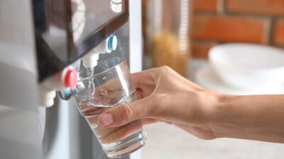 Pria China Dipenjara karena Campurkan Zat Beracun ke Minuman Rekan Kerja