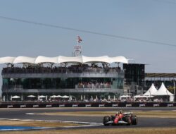 Hamilton Unggul di GP Inggris bersama McLaren