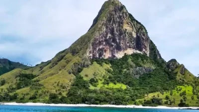 Exploring Indonesia’s Jurassic World-Like Island