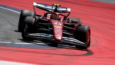 Hamilton Mendorong Ferrari untuk Cari Solusi dalam Permasalahan Rem