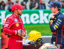 Hamilton Merekomendasikan Mercedes kepada Verstappen