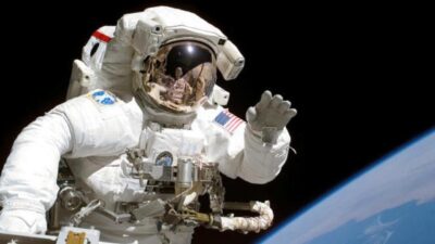 Cara Astronot Buang Air Besar di Ruang Angkasa
