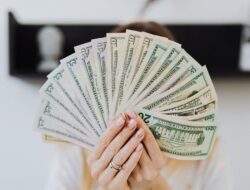 Wanita di China Kaget Menang Rp2,2 Miliar dari Lotre!