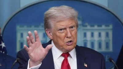 Trump Ancam Sanksi Rusia Jika NATO Hentikan Impor Minyak