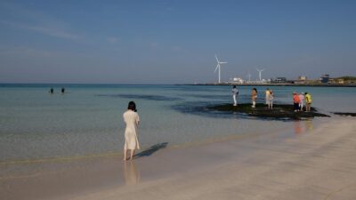 Wisatawan Asing di Jeju Dikenakan Denda Rp2,3 Juta