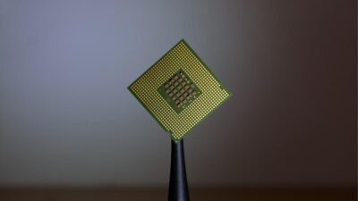 China Aim to Triple AI Chip Production by 2026