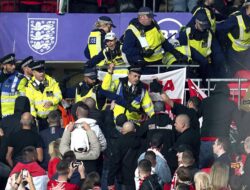 Ancaman Kekerasan Meningkat: Tinjauan Polisi London Bersenjata Api