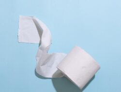 Tisu Toilet Gratis di China: Tonton Iklan saat Gunakan Kamar Mandi