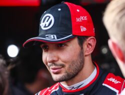 Ini Alasan Ocon Start dari Pitlane, Tes Sayap Belakang