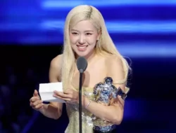 Rose BLACKPINK & Bruno Mars ‘APT’ Song of The Year MTV VMA 2025