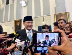 Profil dan Karir Djamari Chaniago, Menko Polkam Baru