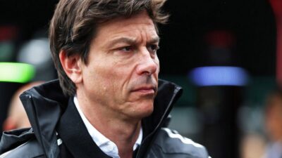 Kontroversi Verstappen: Dominasi yang Membuat Pembalap Lain Terlihat Bodoh